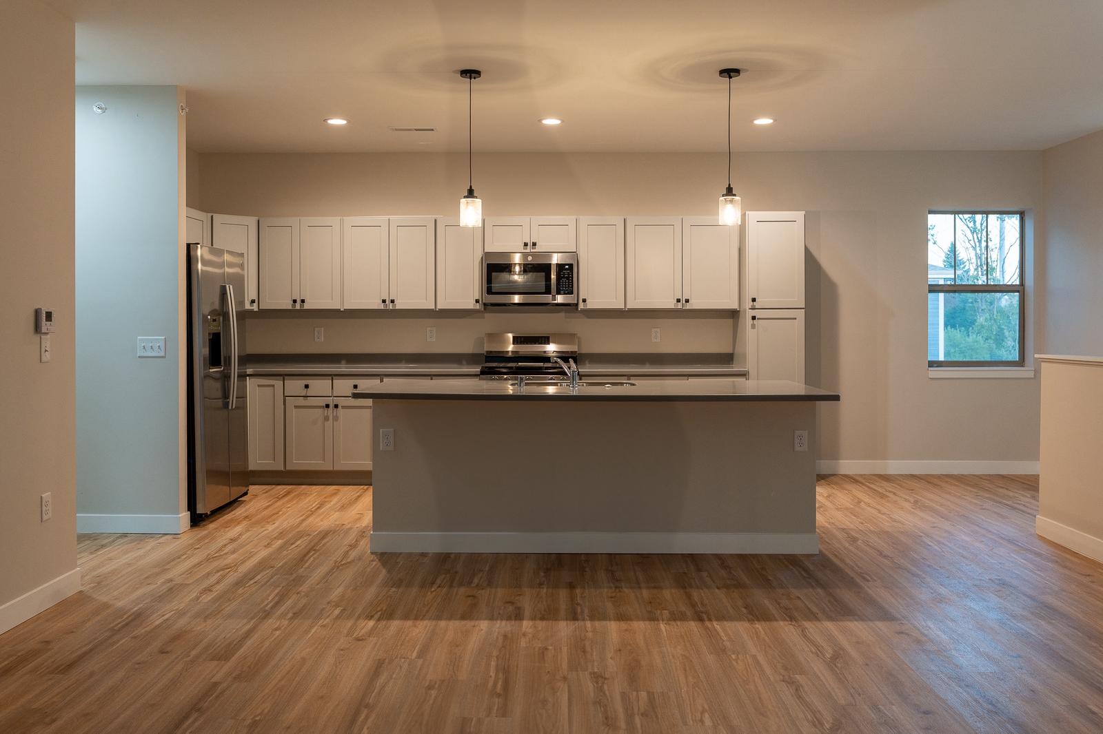 Marble-Top Kitchen Islands